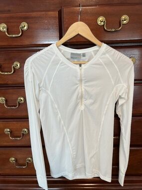 Athleta Athletic Pullover